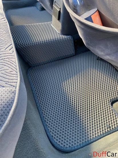 Автомобильные коврики Toyota Avensis I (T220) Седан (1997 - 2003)